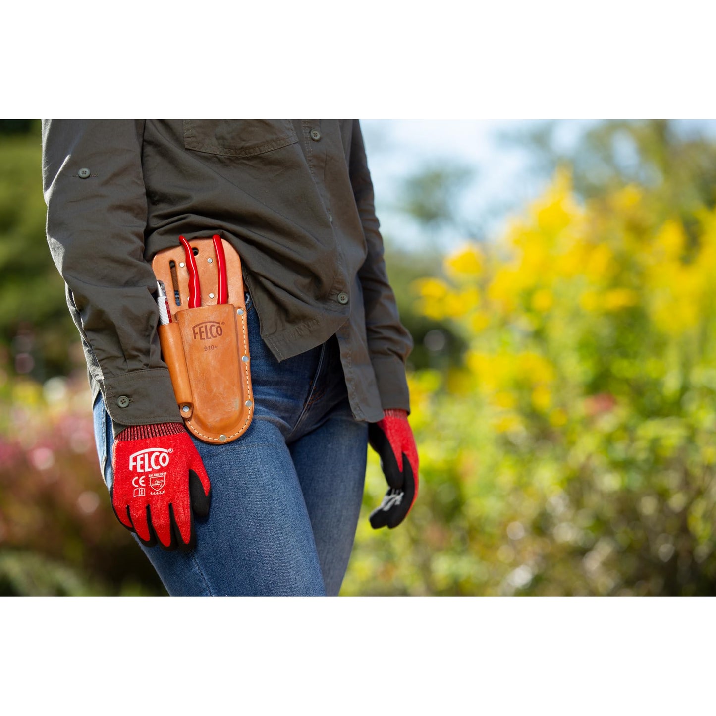 FELCO F910 USA Made Leather Holster – Belt Pouch for Pruners, Wire Cutters & Folding Saws | Tool Holster with Clip & Loop Attachment | Heavy-Duty Genuine Leather, Molded Fit, Universal Tool Carry