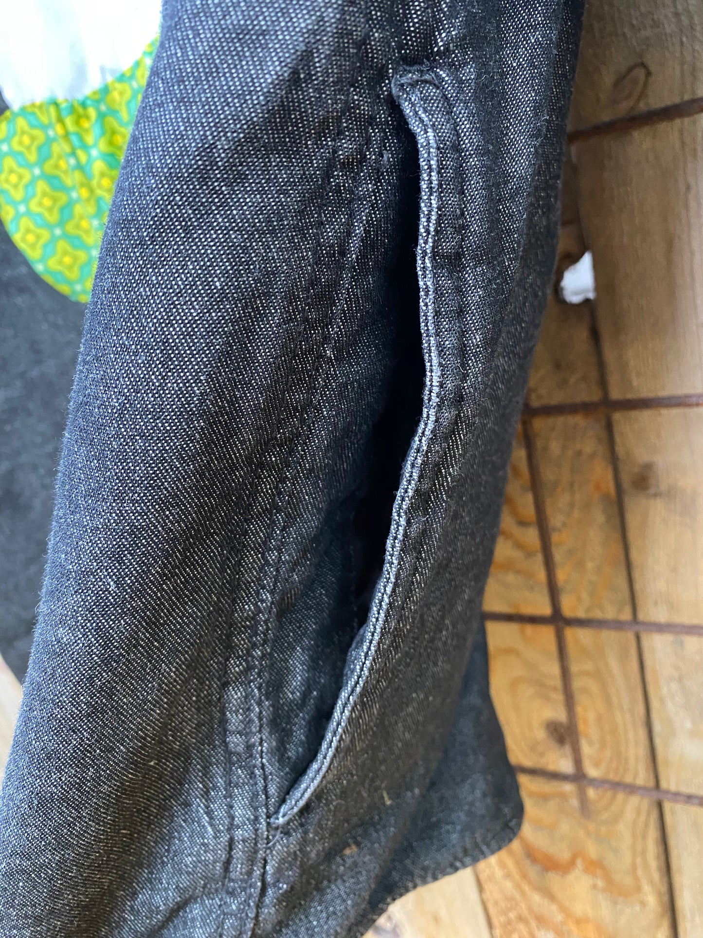 Amanita Insulated Flannel with Pockets! Large, heather black