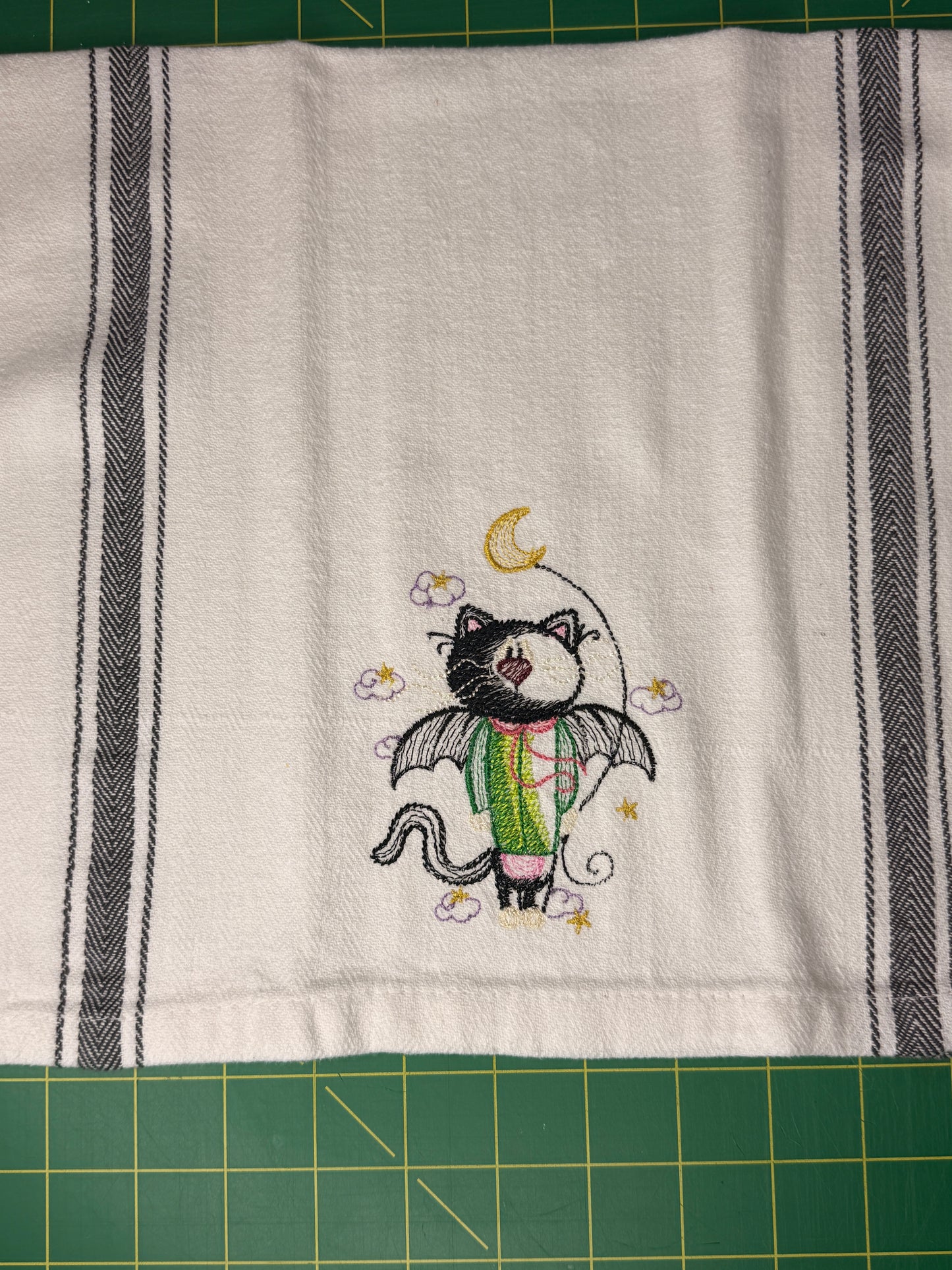 Halloween Kitty set of 3 (mismatch)