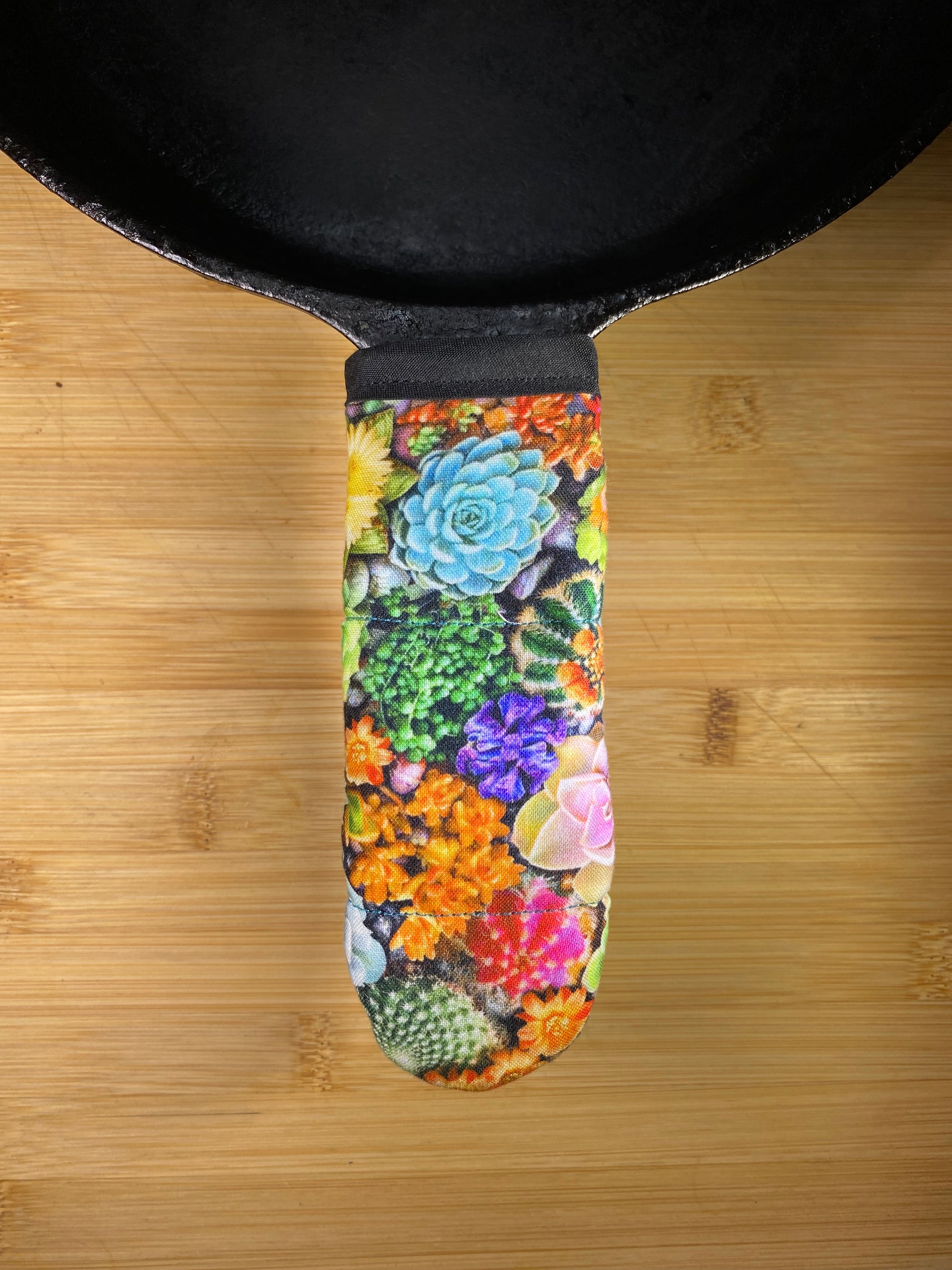 Cast iron skillet handle, heat resistant, succulents fabric